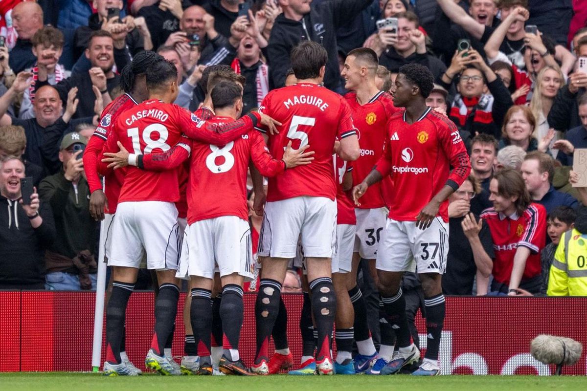 Manchester United’da Üç Yıldızla Ayrılık! Casemiro, Sancho ve Malacia’ya Veda