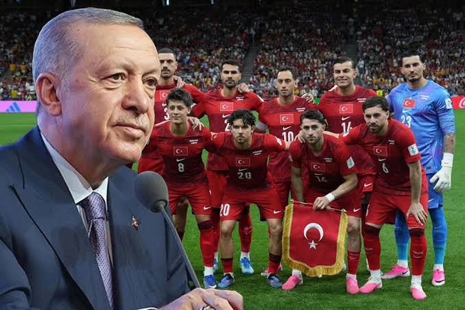 Cumhurbaşkanı Erdoğan'dan YKS ve Milli Takım Mesajı: "Gençlerimizi Rahatsız Etmeyin"