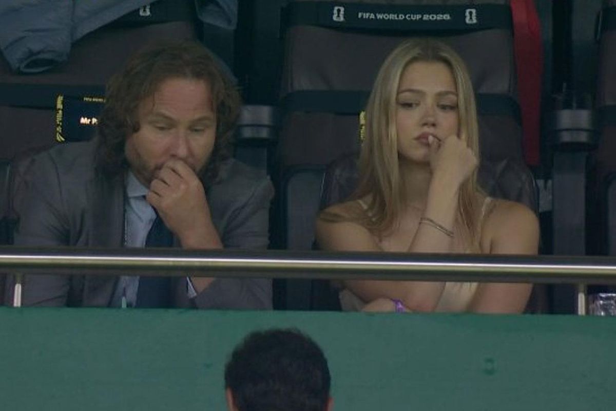Pavel Nedved'in Dünya Kupası'ndaki Üzgün Hâli Gündem Oldu: Kameralar Tribüne Çevrildi