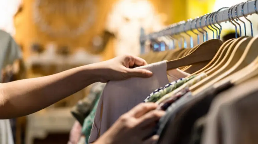 Moda Devinde Büyük Değişim! H&M Yüzlerce Mağazasını Kapatıyor