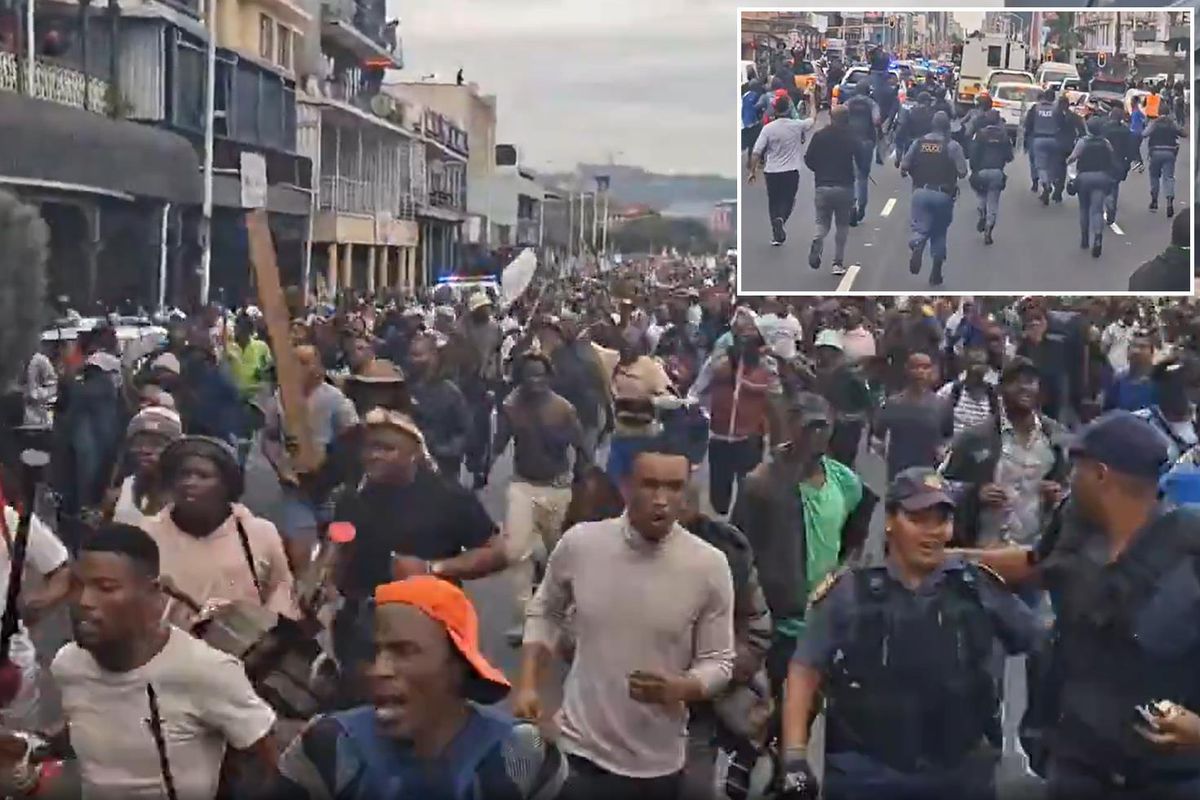 Güney Afrika'da Göç Gerilimi Büyüyor! Binlerce Kişi Yabancıların Sınır Dışı Edilmesini İstedi