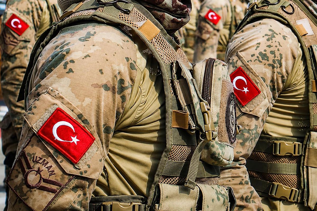 Meclis Kabul Etti! Sözleşmeli Erbaş ve Erler İçin Kamuya Geçiş Dönemi Başladı