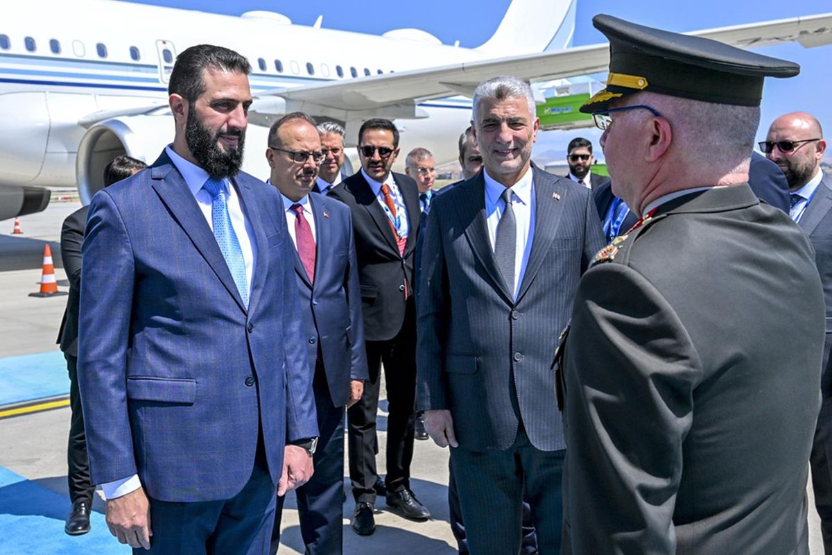 NATO Zirvesi'nde Dikkat Çeken Buluşma! Ahmed Şara ve Trump Aynı Masada