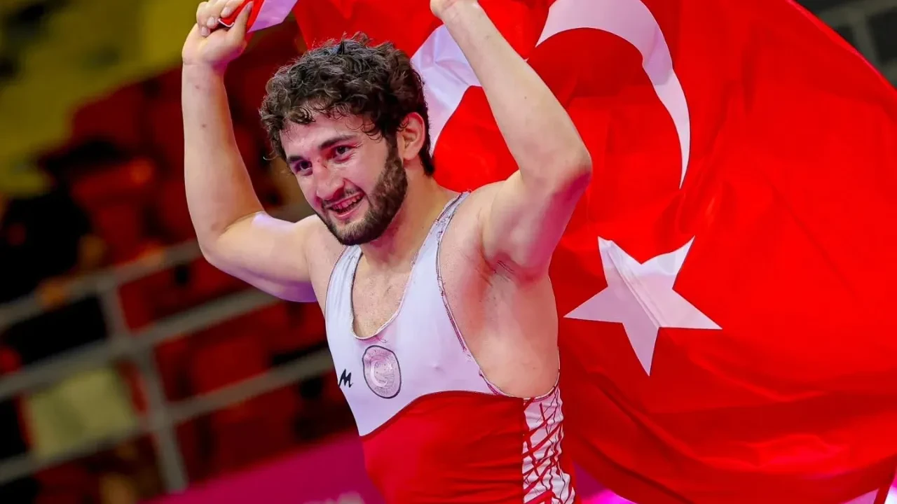 Avrupa Şampiyonu Salih Yusuf Yazıcı! Milli Güreşçiden Altın Madalya Gururu