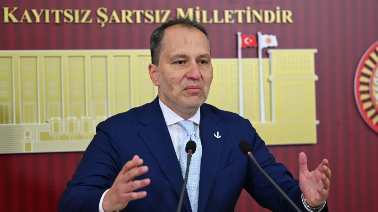 Fatih Erbakan, Tahran’daki Cenazede Neden Ağladığını İlk Kez Anlattı