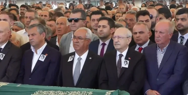 Olcay Baykal Son Yolculuğuna Uğurlandı! Ankara’daki Cenaze Töreni Siyaset Dünyasını Buluşturdu!