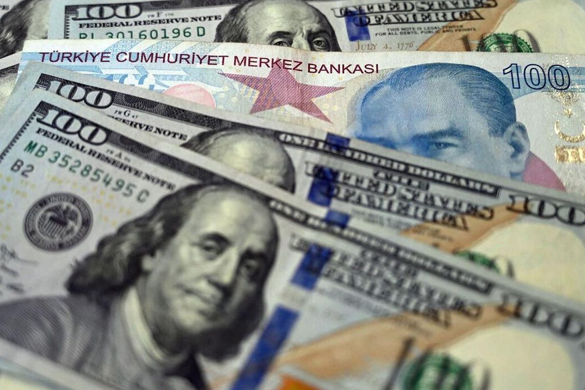 Dolar Tahmini Dudak Uçuklattı! Dev Ankette Yıl Sonu Kur Beklentisi Yenilendi