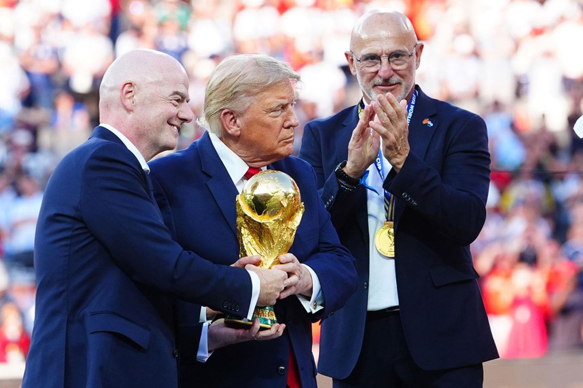 Infantino Uyardı, Trump Dinlemedi, İspanyollar Acımadı! Dünya Bu Skandalı Konuşuyor