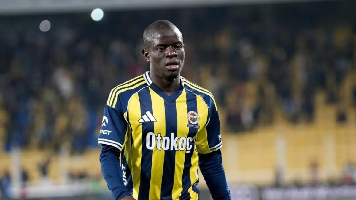 Maliyeti Tartışma Konusuydu: Fransız Devinden Fenerbahçe’nin Yıldızına Kiralama Teklifi!