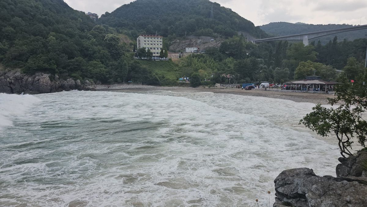 Zonguldak’ta Dört Günlük Deniz Yasağı! Valilik Tarih Vererek Vatandaşları Uyardı