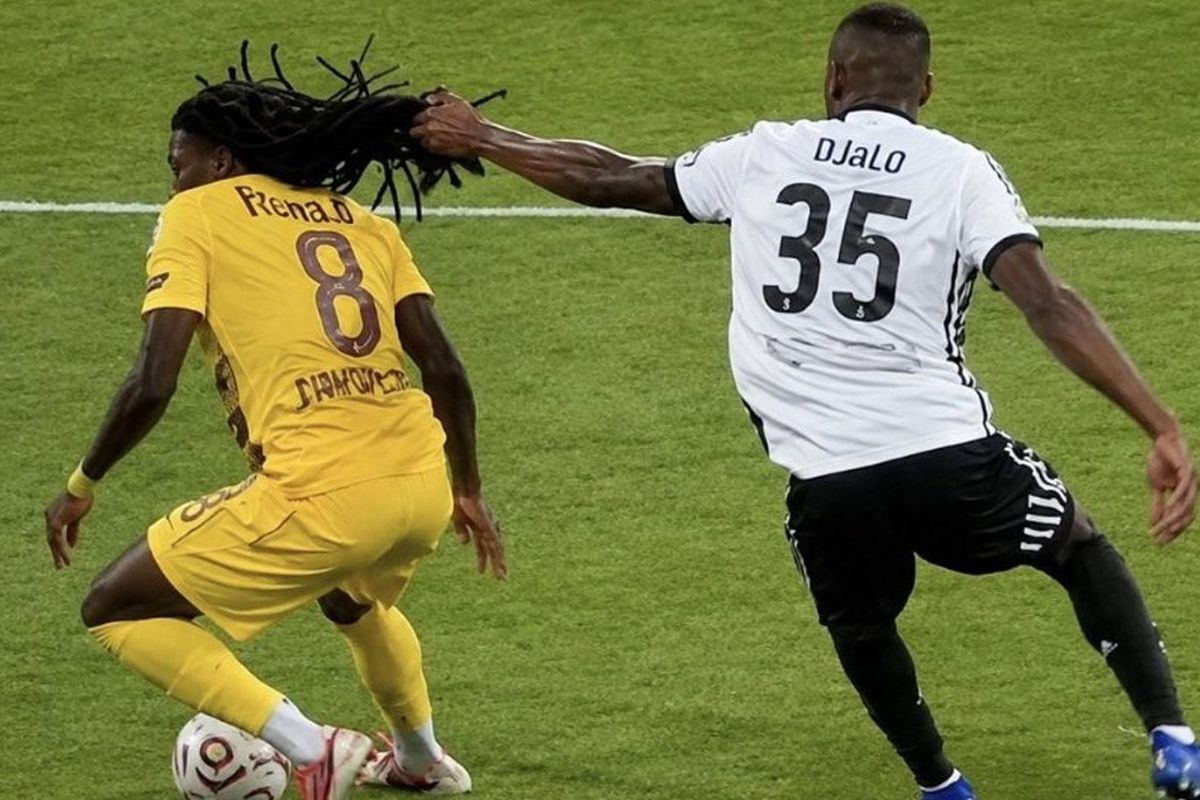 Beşiktaş-Eyüpspor Maçında Djalo'nun Pozisyonu Gündem Oldu! Hakem Kart Göstermedi