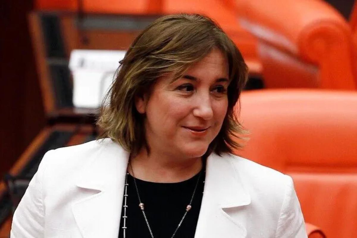 Azize Sibel Gönül'ün Cenazesi Ne Zaman ve Nerede? Eski Kocaeli Milletvekilinin Biyografisi