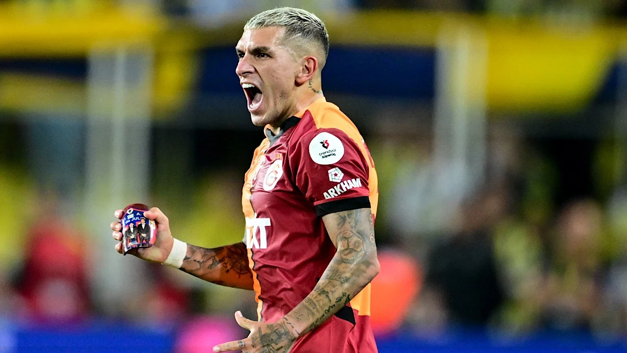Lucas Torreira Galatasaray'dan Ayrılıyor mu? Fiorentina ile Prensip Anlaşması İddiası!