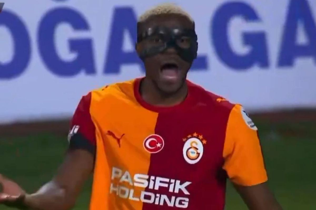 Osimhen Erzurum'da Hem Attı Hem Sinirlendi! Barış Alper Yılmaz'a Tepkisi Gözlerden Kaçmadı
