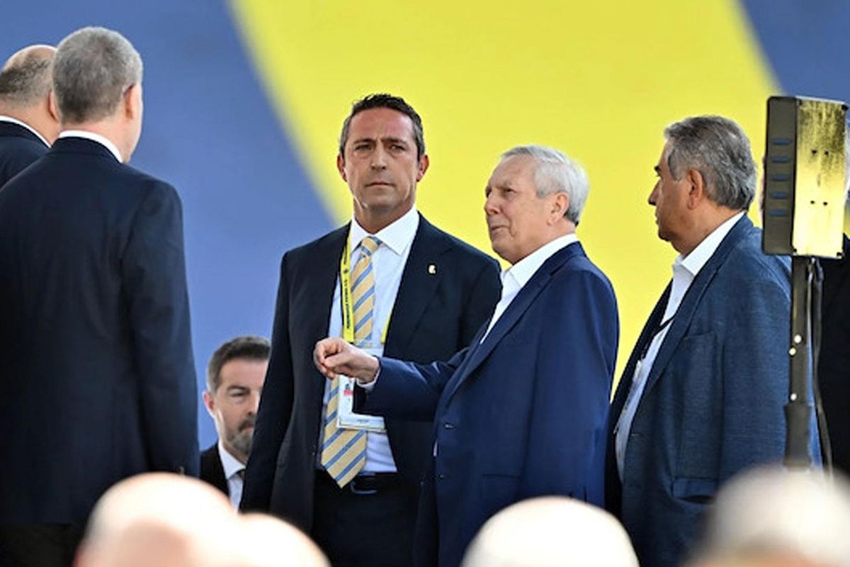 Fenerbahçe'de Sürpriz Geri Dönüş Operasyonu! Aziz Yıldırım, Yusuf Akçiçek İçin Devreye Girdi
