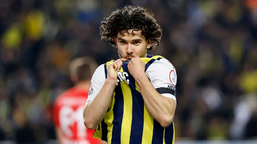 Ferdi Kadıoğlu Fenerbahçe’ye Dönecek mi? Gece Yarısı Gelen Açıklama Transfer Beklentisini Bitirdi