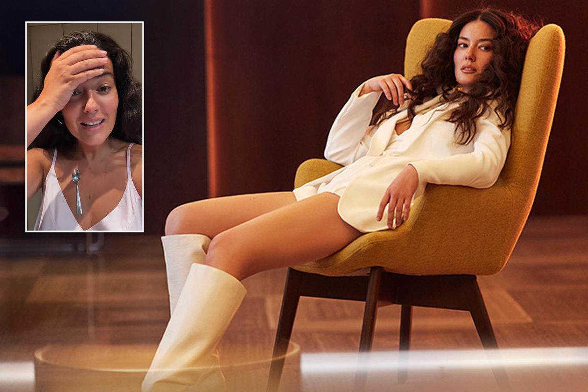 Pelin Akil Vücuduna Kaşıkları Koydu, Sonucu Görünce Şaşkına Döndü! "Aklımı Kaybedeceğim"