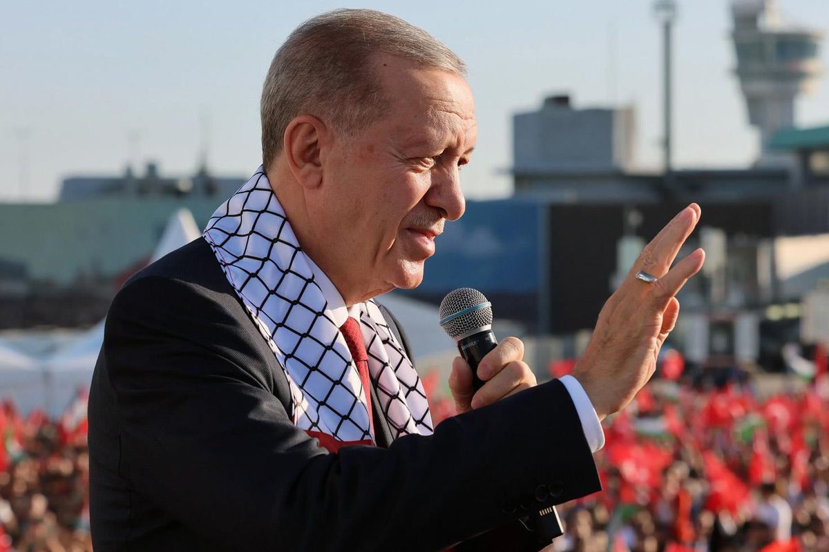 AK Parti'den Erken Seçim Açıklaması: Erdoğan'ın Adaylığı İçin "Teknik Tarih Düzenlemesi" Mesajı