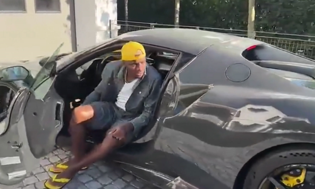 Osimhen'in Garajındaki Lüks Oyuncak Ortaya Çıktı: Tercihi Ferrari Oldu