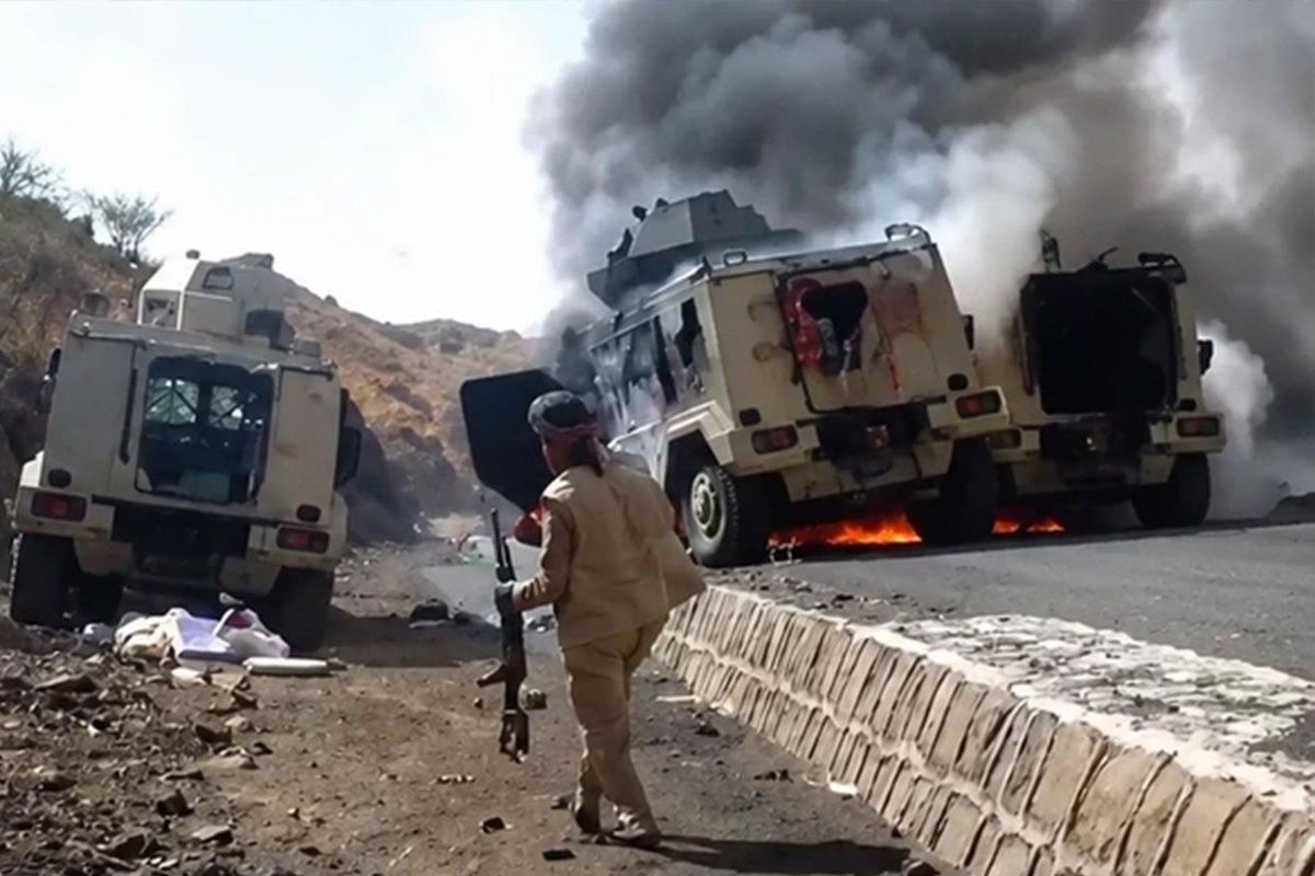 Yemen’de Savaş Yeniden Alevlendi! Ordu Stratejik Mevziyi Husilerden Geri Aldı