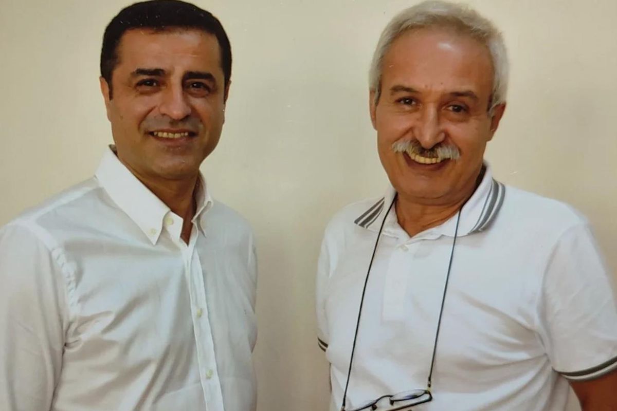 Edirne Cezaevi’nde 5 Yıllık Hücre Arkadaşlığı Sona Eriyor! Demirtaş’tan Selçuk Mızraklı Mesajı