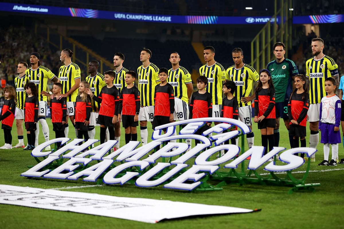 Fenerbahçe’de Archie Brown Fırtınası: Roma’ya Golünü Attı, Haftanın 11’ine Seçildi