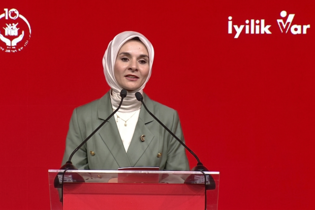 Türkiye'de "İyilik Var" Dönemi Başladı! Bakan Göktaş'ın Sözleri Büyük Alkış Topladı