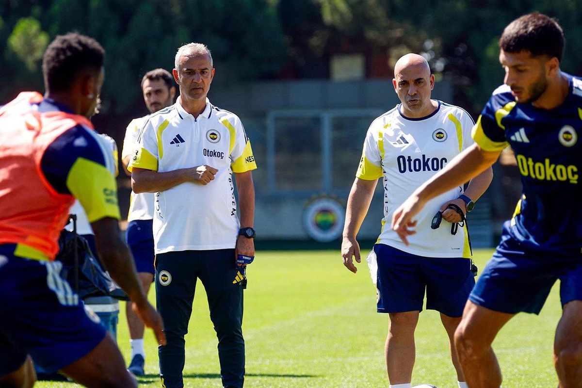 Aziz Yıldırım ile Görüştü, Kararını Değiştirdi! İsmail Kartal Fenerbahçe'de Yeniden Takımın Başında