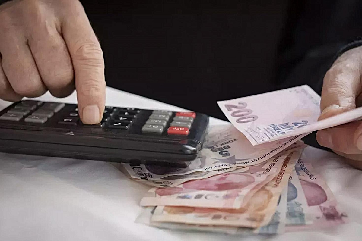 Maaştan İlave Kesinti Olacak mı? Tamamlayıcı Emeklilik Sistemi 2027-2029 OVP'sine Girmedi
