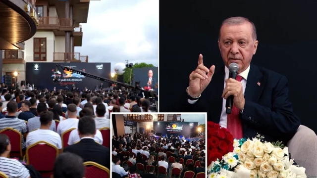 Cumhurbaşkanı Erdoğan’dan Gençlik Buluşması’nda Sürpriz: “Uzun İnce Bir Yoldayım” Türküsüne Eşlik Etti