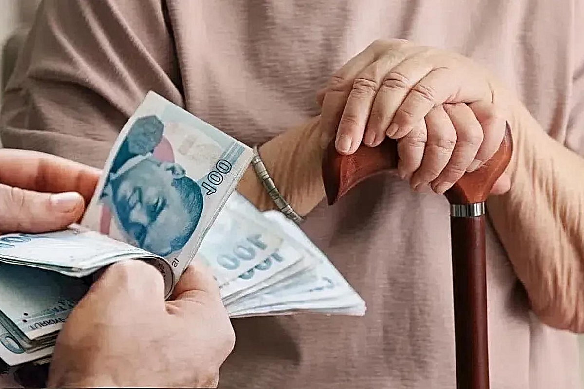 Bağ-Kur’da 9.000 Gün Şartı Değişebilir: 1 Milyon Esnafa 5 Yıllık Emeklilik Avantajı Gündemde