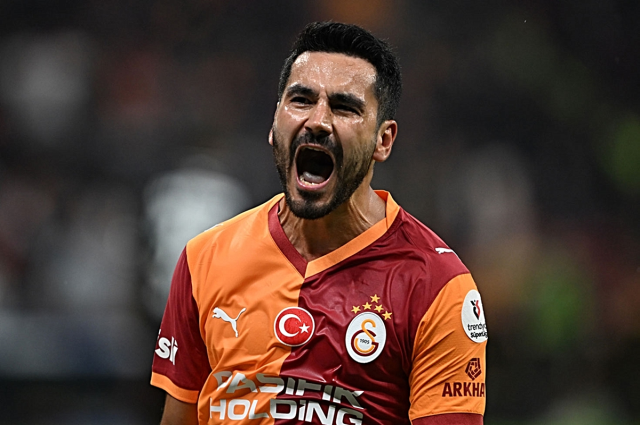 Galatasaray’da Taşlar Yerinden Oynayabilir: İki Deneyimli İsimle Yollar Ayrılıyor
