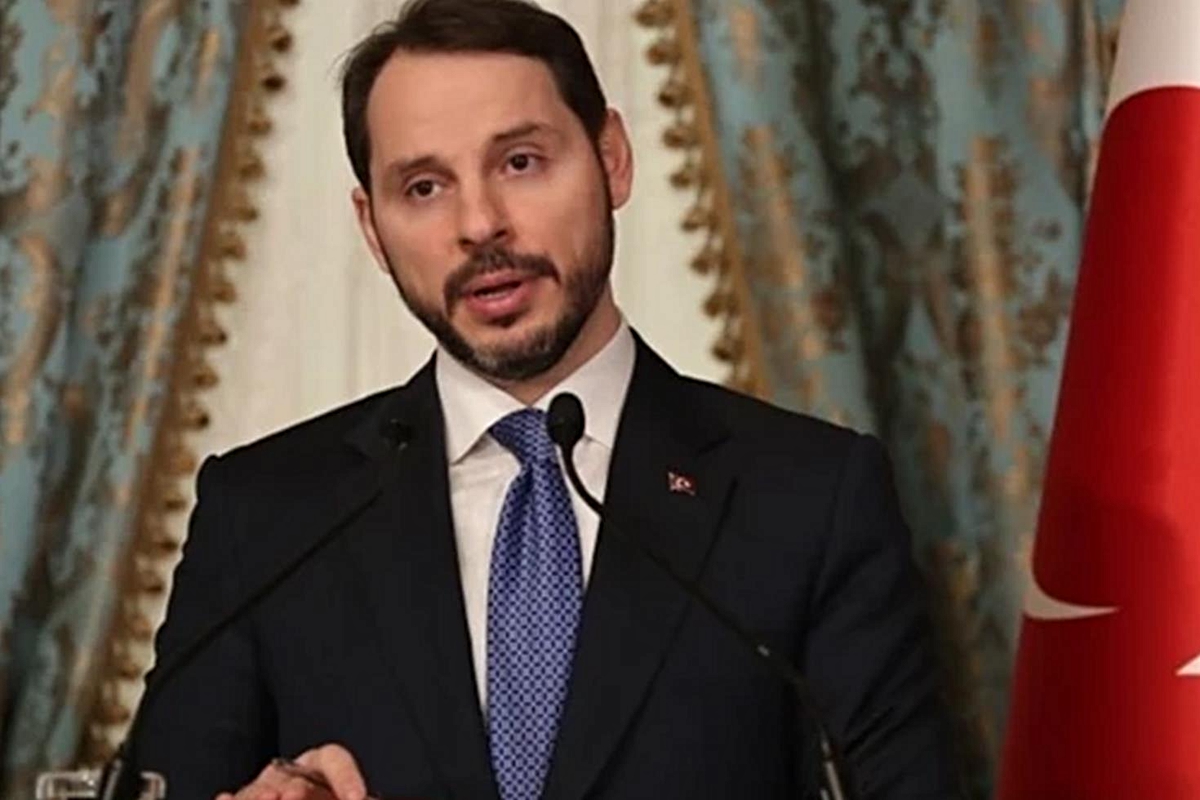 Berat Albayrak Trabzon’a Geldi: Dev Maçı Tribünden Takip Edecek