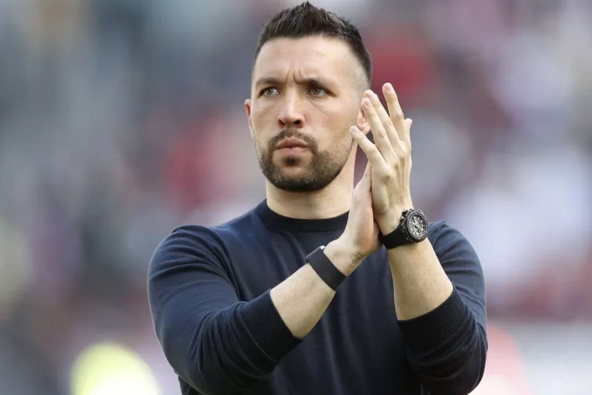 Türkiye’den Ayrıldı, Portekiz’de Tarih Yazıyor! Francesco Farioli Porto ile 7’de 7 Yaptı