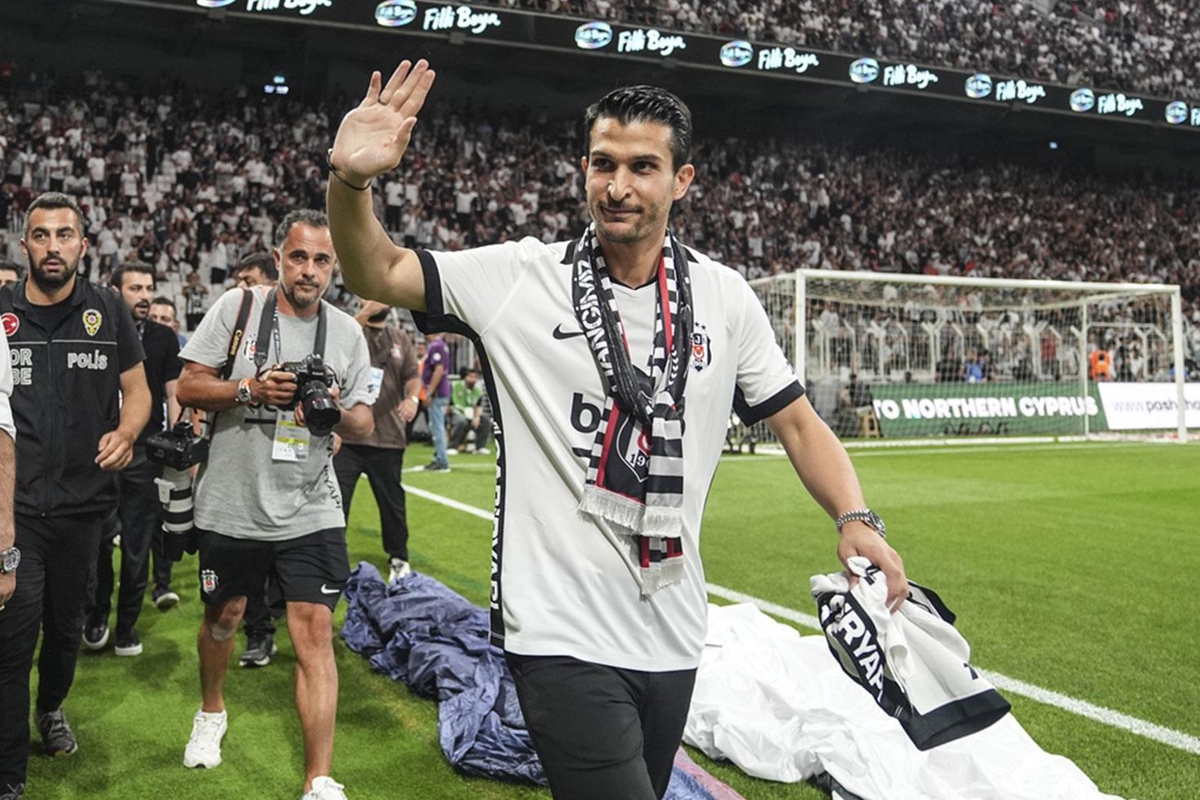Necip Uysal’ın Yeni Rotası Belli Oldu! Futbolu Bıraktı, Hemen Harekete Geçti