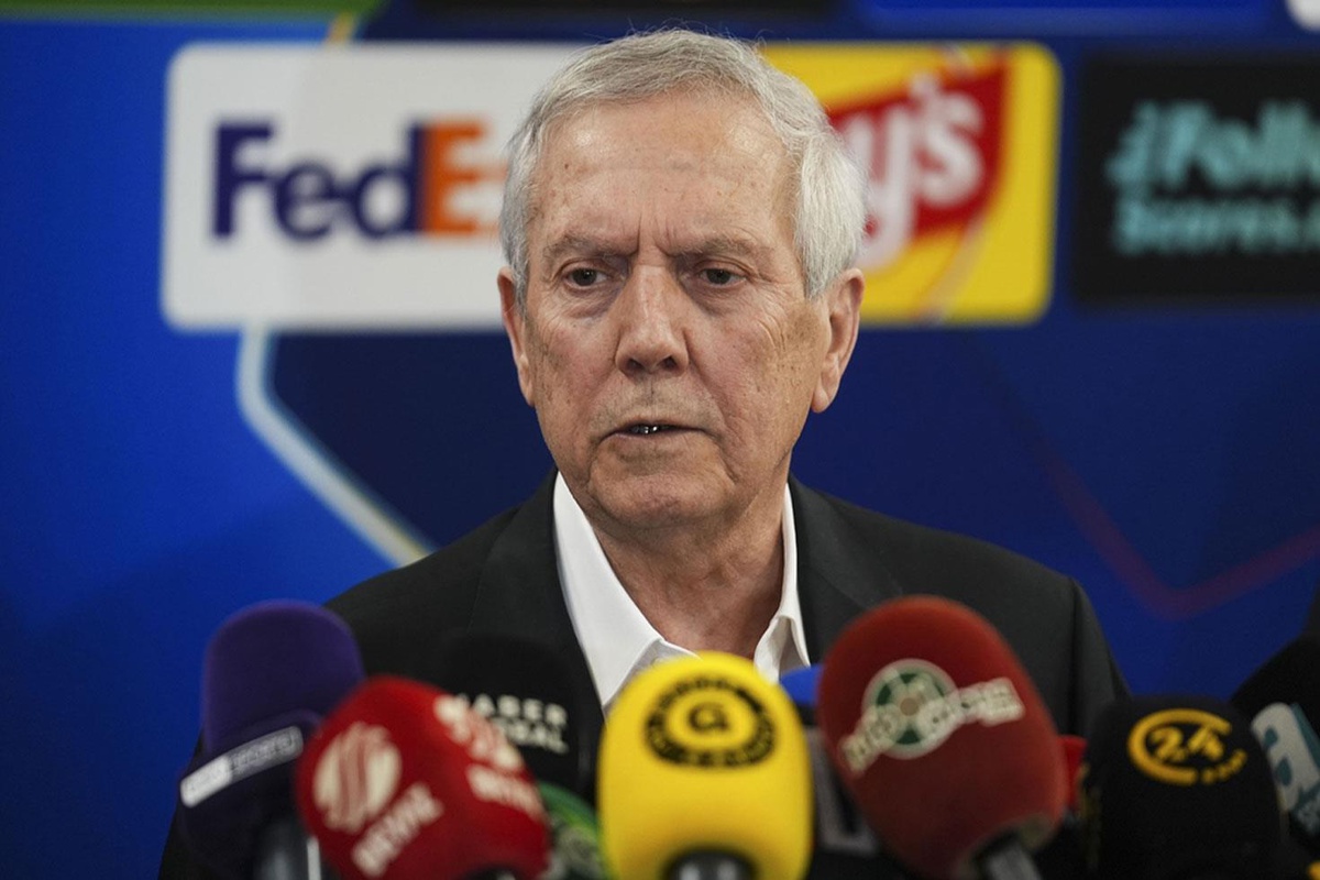 Fenerbahçe 3 Dönemlik Transfer Yasağının Nedenini Açıkladı: En-Nesyri Detayı Ortaya Çıktı