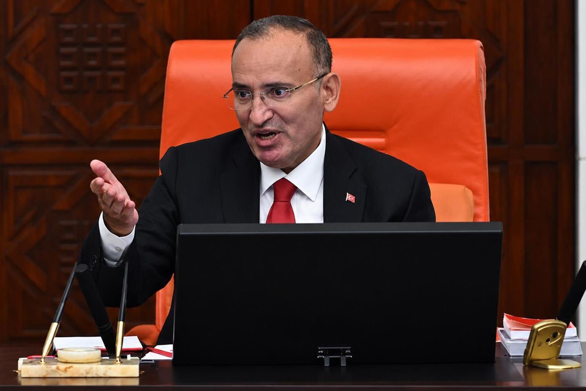 Bekir Bozdağ’dan sürpriz istifa: TBMM’de yerine yeni isim seçilecek