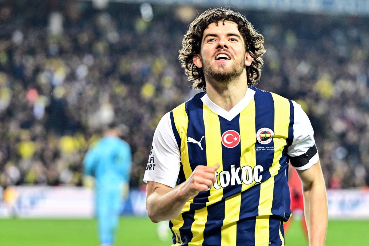 Fenerbahçe transferde gözünü Yasin Ayari’ye dikti: Ferdi Kadıoğlu detayı dikkat çekti