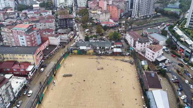 İstanbul Valiliğinden yeni sağanak uyarısı! 16 ve 17 Ekim için kritik tahmin
