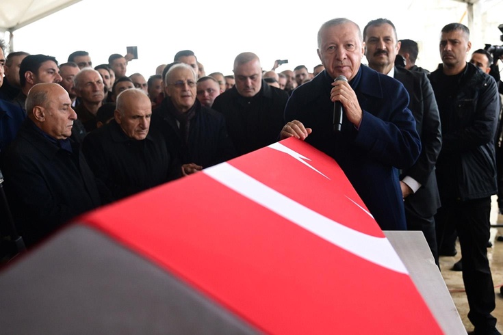 Dündar Ziya Gültekin'e son veda! Cumhurbaşkanı Erdoğan tabutuna omuz verdi