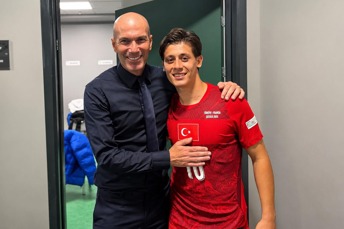 Zidane ile fotoğraf paylaştı, Mbappe hemen yazdı! Arda Güler'den karşılık