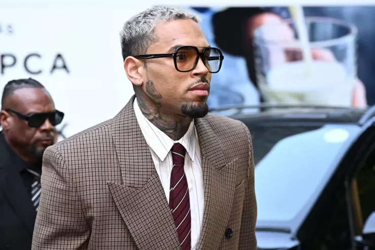 Chris Brown suçunu kabul etti! Ünlü şarkıcıya 3 yıla kadar hapis cezası gündemde