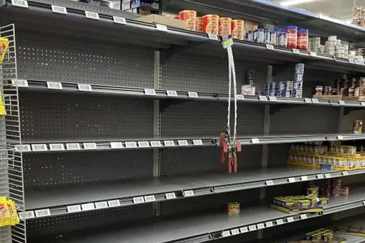 İngiltere'de 72 saatlik stok uyarısı! Marketlerde bazı ürünler tükendi