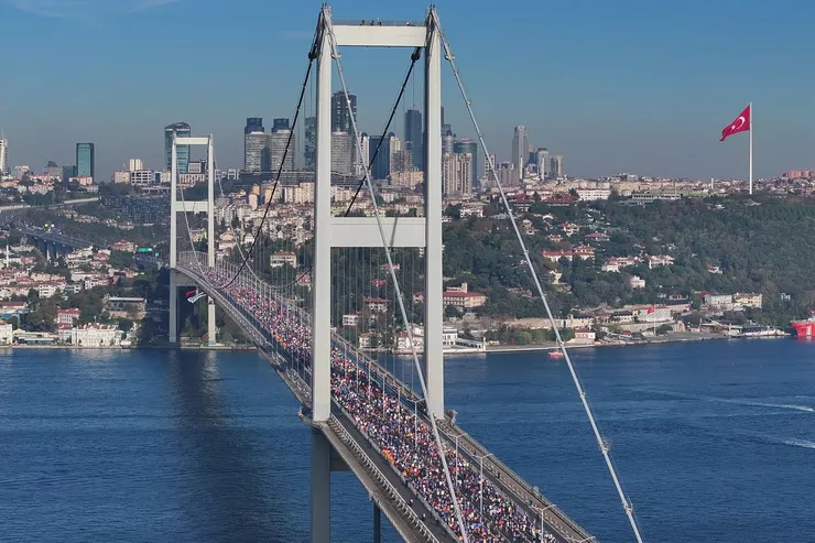 1 Kasım İstanbul'da hangi yollar kapalı? İstanbul Maratonu trafik listesi açıklandı