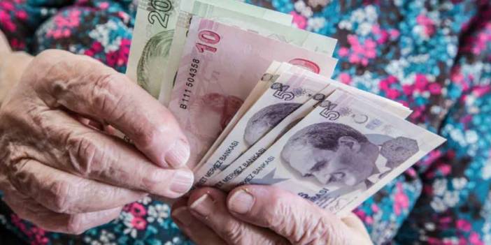 2023 yılının emekli promosyonu rekorunu o banka kırdı! Emeklilere 10.300 TL promosyon