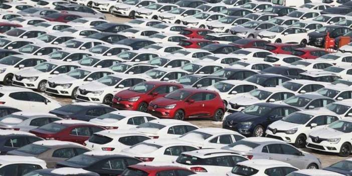 Renault araç fiyatlarını tepetaklak edecek! 85.000 TL'ye fabrika çıkışlı garantili 2.el araç satışı