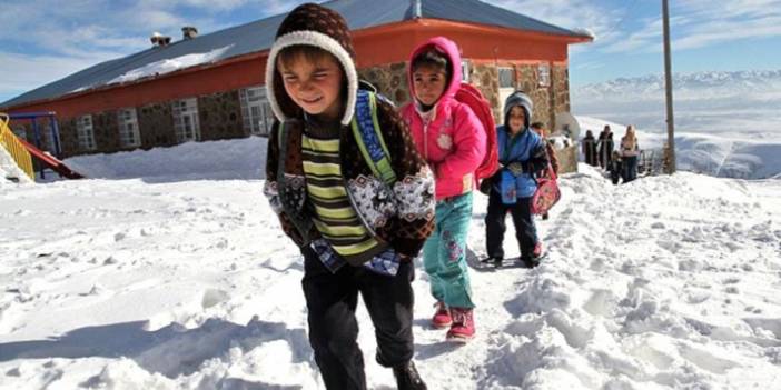 Yarın okullar tatil mi! Anaokulu ve kreşler kapalı mı?