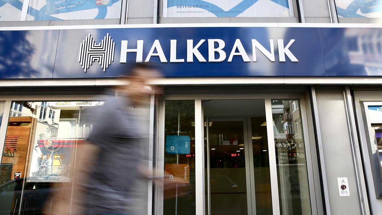 halkbank-1479931.jpg