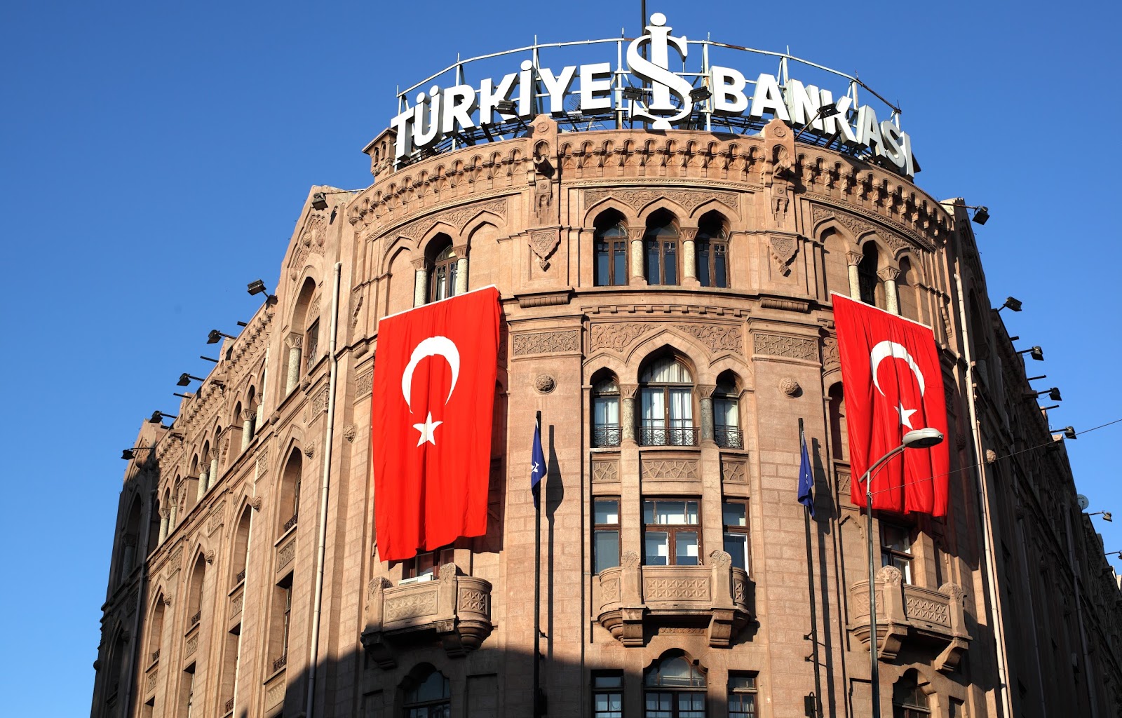 is-bankasi-2.jpg