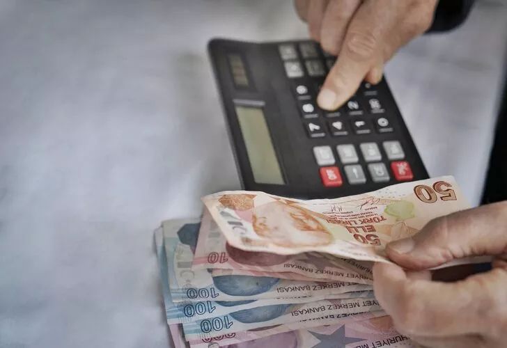 emekli-maasiyla-zam-furyasi-basladi-asgari-ucret-ve-memur-refah-payinda-son-dakika-alt-limit-13-009-tl-olacak-sekilde-2.jpg